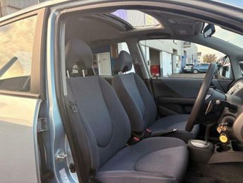 Honda Jazz 1.4 i-DSI SE CVT-7 5dr