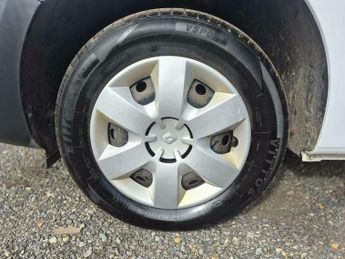 Renault Kangoo ZE ML20 33kWh Business Auto MWB 4dr (i)