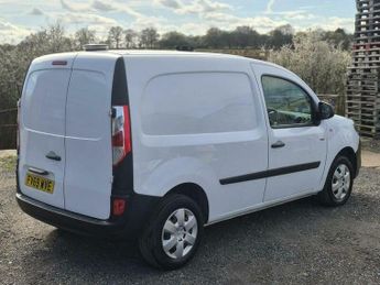 Renault Kangoo ZE ML20 33kWh Business Auto MWB 4dr (i)
