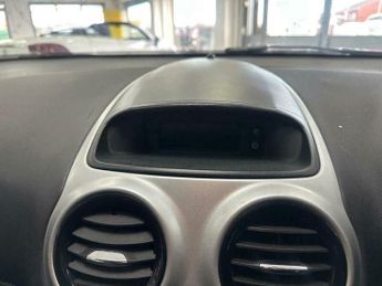 Vauxhall Corsa 1.2i 16v SXi 3dr