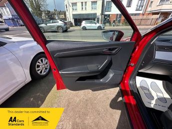SEAT Arona TSI SE TECHNOLOGY DSG