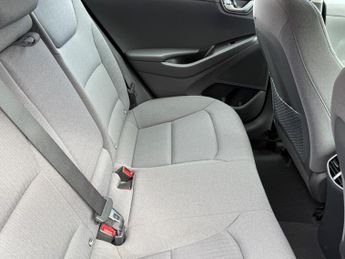 Hyundai Ioniq 1.6 h-GDi 1st Edition DCT Euro 6 5dr 139BHP
