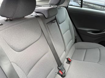 Hyundai Ioniq 1.6 h-GDi 1st Edition DCT Euro 6 5dr 139BHP