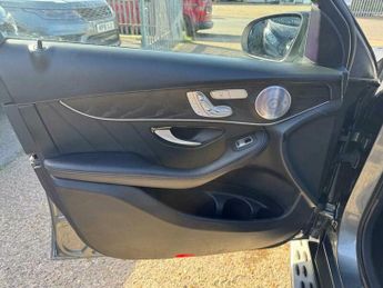 Mercedes-Benz C Class 2.1 GLC220d AMG Line (Premium Plus) Coupe G-Tronic+ 4MATIC Euro 