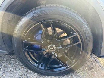 Mercedes-Benz C Class 2.1 GLC220d AMG Line (Premium Plus) Coupe G-Tronic+ 4MATIC Euro 