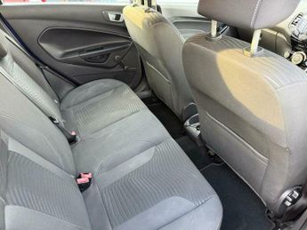 Ford Fiesta 1.0T EcoBoost Zetec Euro 5 (s/s) 5dr