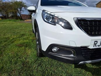 Peugeot 2008 1.2 PureTech GPF Allure SUV 5dr Petrol EAT Euro 6 (s/s) (110 ps)
