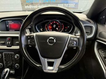 Volvo V40 2.0 D3 R-Design Edition Auto Euro 6 (s/s) 5dr