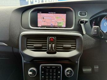 Volvo V40 2.0 D3 R-Design Edition Auto Euro 6 (s/s) 5dr