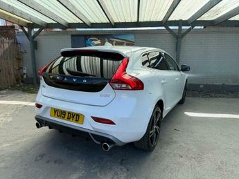 Volvo V40 2.0 D3 R-Design Edition Auto Euro 6 (s/s) 5dr