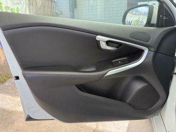 Volvo V40 2.0 D3 R-Design Edition Auto Euro 6 (s/s) 5dr