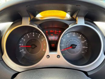 Nissan Juke 1.6 Tekna SUV 5dr Petrol XTRON Euro 6 (117 ps)