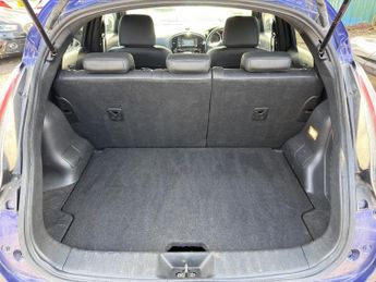 Nissan Juke 1.6 Tekna SUV 5dr Petrol XTRON Euro 6 (117 ps)