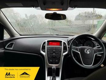 Vauxhall Astra 1.6i SRi Auto Euro 6 5dr