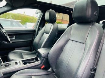 Land Rover Discovery Sport 2.0 TD4 HSE Black Auto 4WD Euro 6 (s/s) 5dr