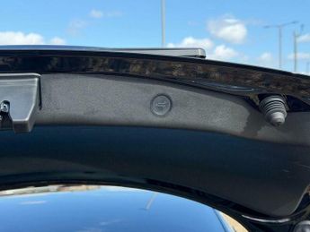 Tesla Model 3 Auto RWD 4dr