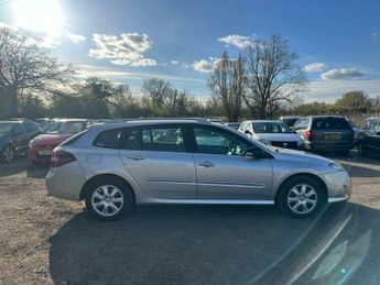 Renault Laguna DYNAMIQUE TOMTOM DCI FAP
