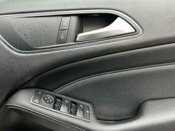 Mercedes-Benz B Class 1.8 B200 CDI Sport 7G-DCT Euro 5 (s/s) 5dr