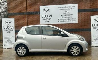 Toyota AYGO 1.0 VVT-i Ice Euro 5 5dr
