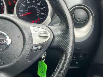 Nissan Juke 1.6 Acenta Premium CVT Euro 5 5dr