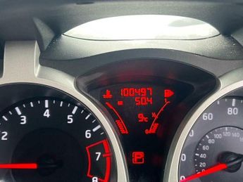 Nissan Juke 1.6 Acenta Premium CVT Euro 5 5dr