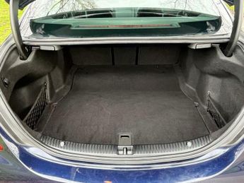 Mercedes-Benz C Class 2.1 C220d AMG Line (Premium Plus) 7G-Tronic+ Euro 6 (s/s) 4dr