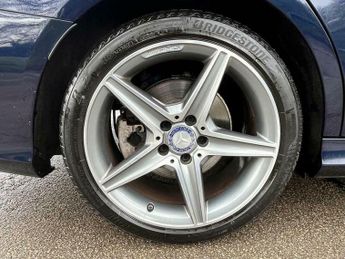 Mercedes-Benz C Class 2.1 C220d AMG Line (Premium Plus) 7G-Tronic+ Euro 6 (s/s) 4dr