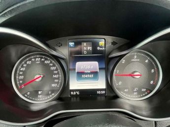 Mercedes-Benz C Class 2.1 C220d AMG Line (Premium Plus) 7G-Tronic+ Euro 6 (s/s) 4dr