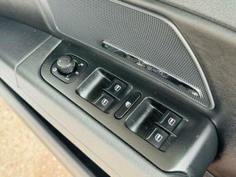 Skoda Superb 2.0 TDI Laurin & Klement DSG 4WD Euro 5 (s/s) 5dr