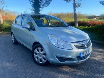 Vauxhall Corsa 1.4i 16v Club 5dr