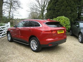 Jaguar F-Pace 2.0I T250 PORTFOLIO AWD
