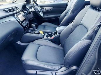 Nissan Qashqai 1.2 DIG-T N-Connecta XTRON Euro 6 (s/s) 5dr