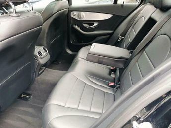 Mercedes-Benz C Class 2.1 C300h BlueTEC AMG Line G-Tronic+ Euro 6 (s/s) 4dr