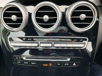 Mercedes-Benz C Class 2.1 C300h BlueTEC AMG Line G-Tronic+ Euro 6 (s/s) 4dr