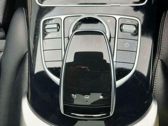 Mercedes-Benz C Class 2.1 C300h BlueTEC AMG Line G-Tronic+ Euro 6 (s/s) 4dr