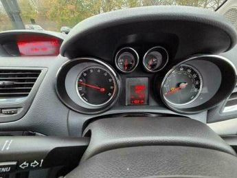 Vauxhall Mokka 1.6 SE 2WD Euro 5 (s/s) 5dr