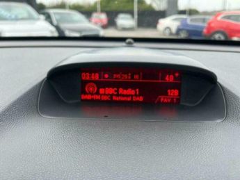 Vauxhall Mokka 1.6 SE 2WD Euro 5 (s/s) 5dr