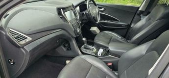 Hyundai Santa Fe 2.2 CRDi Blue Drive Premium SE Auto 4WD Euro 6 (s/s) 5dr (7 Seat