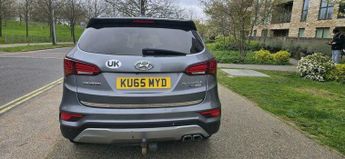 Hyundai Santa Fe 2.2 CRDi Blue Drive Premium SE Auto 4WD Euro 6 (s/s) 5dr (7 Seat