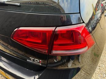 Volkswagen Golf 1.6 TDI BlueMotion Tech SE DSG Euro 5 (s/s) 5dr