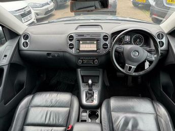 Volkswagen Tiguan 2.0 TDI BlueMotion Tech SE DSG 4WD Euro 5 (s/s) 5dr