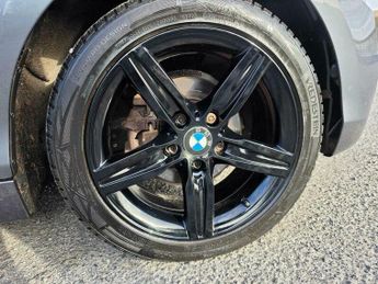 BMW 1 SERIES 2.0 118d Sport Auto Euro 5 (s/s) 5dr