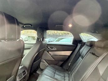 Land Rover Range Rover Velar R-DYNAMIC SE