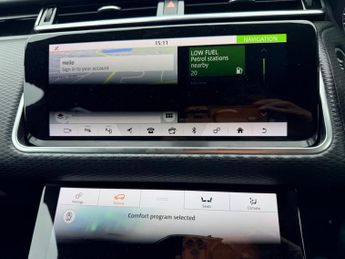 Land Rover Range Rover Velar R-DYNAMIC SE