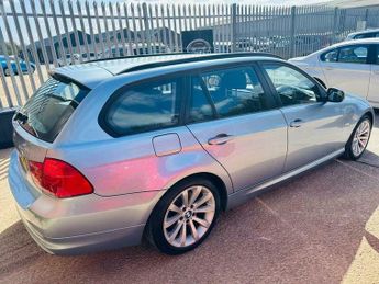 BMW 3 SERIES 2.0 320d SE Touring Steptronic Euro 5 5dr