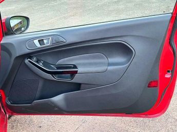 Ford Fiesta 1.0 Zetec Euro 5 (s/s) 3dr