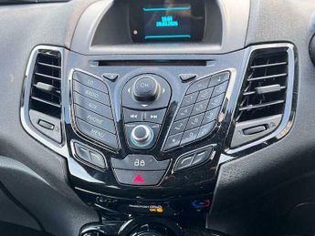 Ford Fiesta 1.0 Zetec Euro 5 (s/s) 3dr