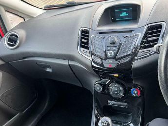 Ford Fiesta 1.0 Zetec Euro 5 (s/s) 3dr
