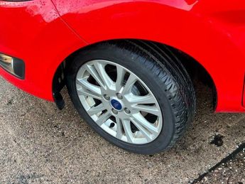 Ford Fiesta 1.0 Zetec Euro 5 (s/s) 3dr
