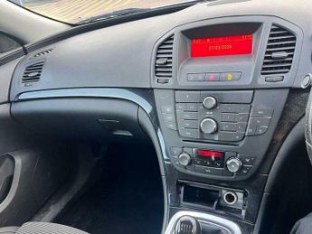 Vauxhall Insignia 1.8 16V SRi Euro 5 5dr